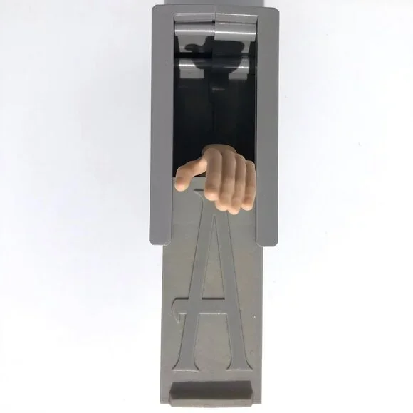 The Addams Family THING Burger King toy 2019 hand coffin Thing T. Thing Adams - Picture 9 of 16